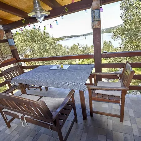 House Soline טקון