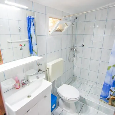 Holiday home House Soline Tkon